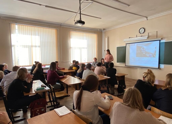 С 15 по 18 февраля преподаватели Бодайбинского горного техникума провели беседы по профессиональной ориентации школьников в школах города Бодайбо, п. Балахнинский и п. Артемовский.