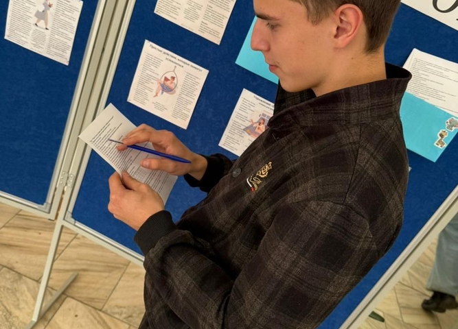 сЕГОДНЯШНИЙ ДЕНЬ БЫЛ ОБЪЯВЛЕН "ДНёМ СИНЕГО ЦВЕТА" И ПОСВЯЩЕН "ДНЮ БЕЗ КОНФЛИКТОВ"